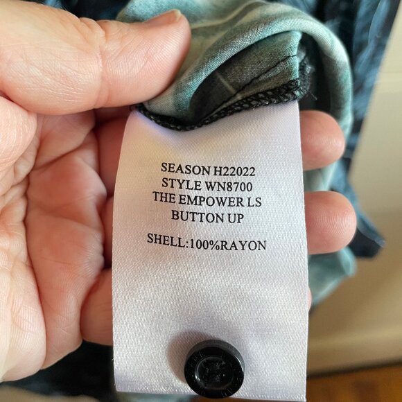 Wildfang Empower Long Sleeved Button Up - Picture 5 of 5